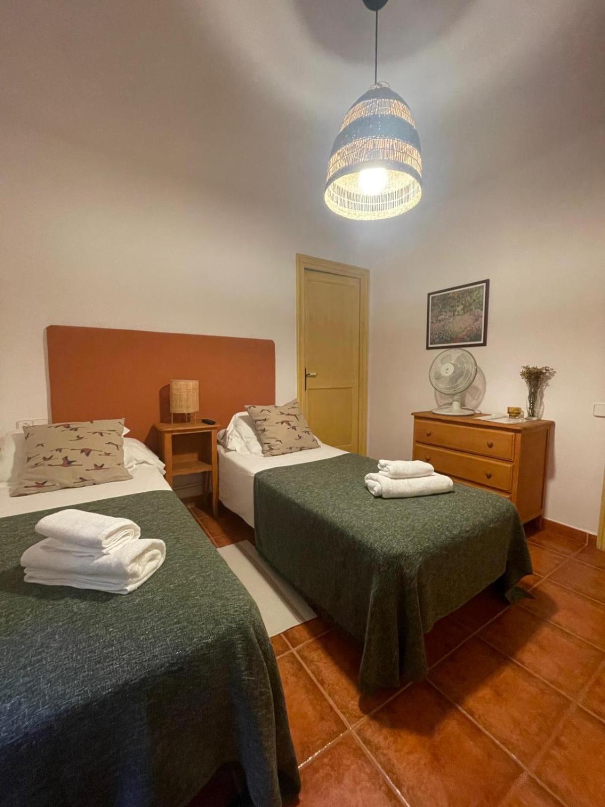 Hostal L'Ou De Reig Montseny Exterior foto